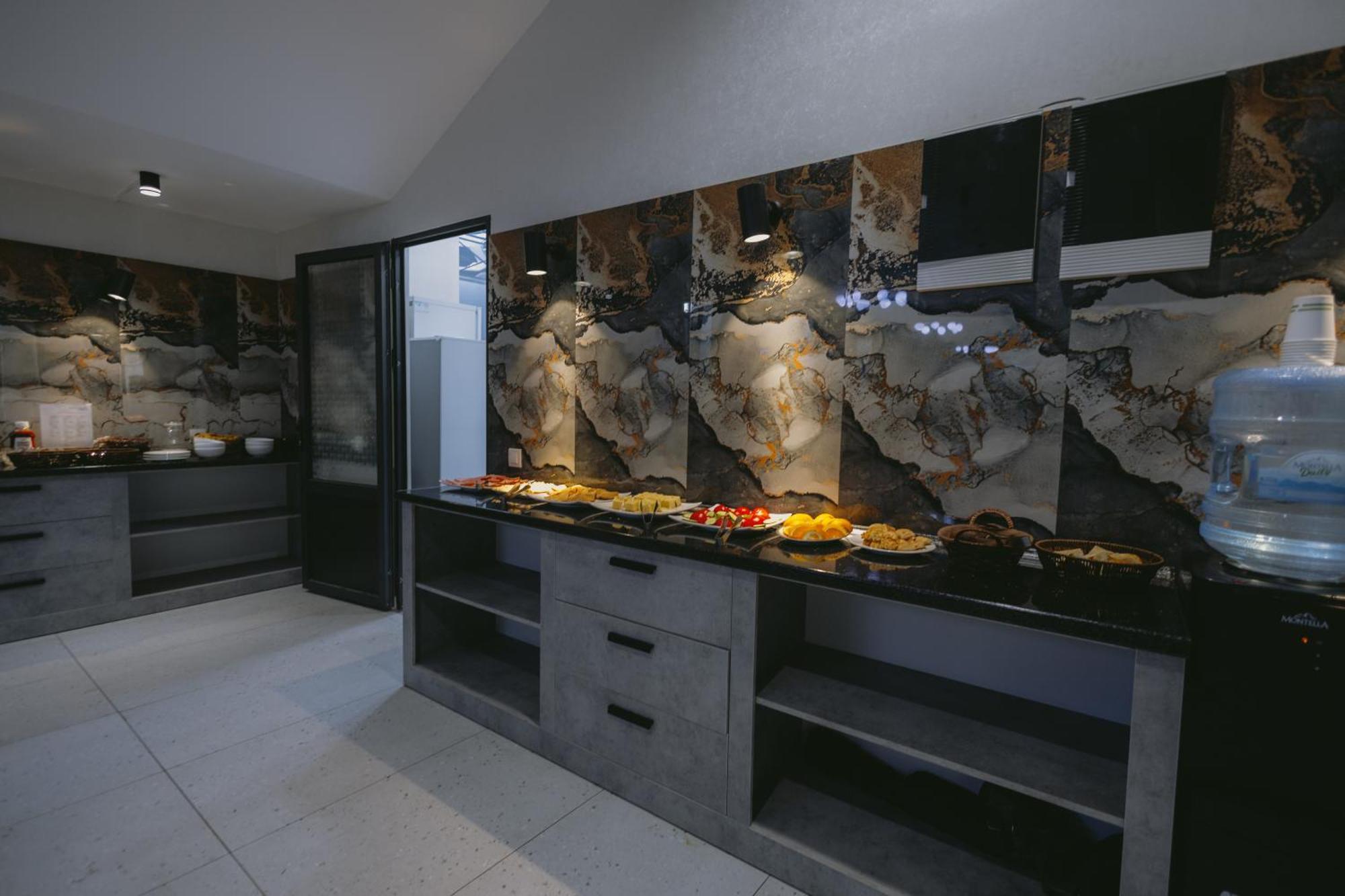 טשקנט Beshchinor Hotel מראה חיצוני תמונה