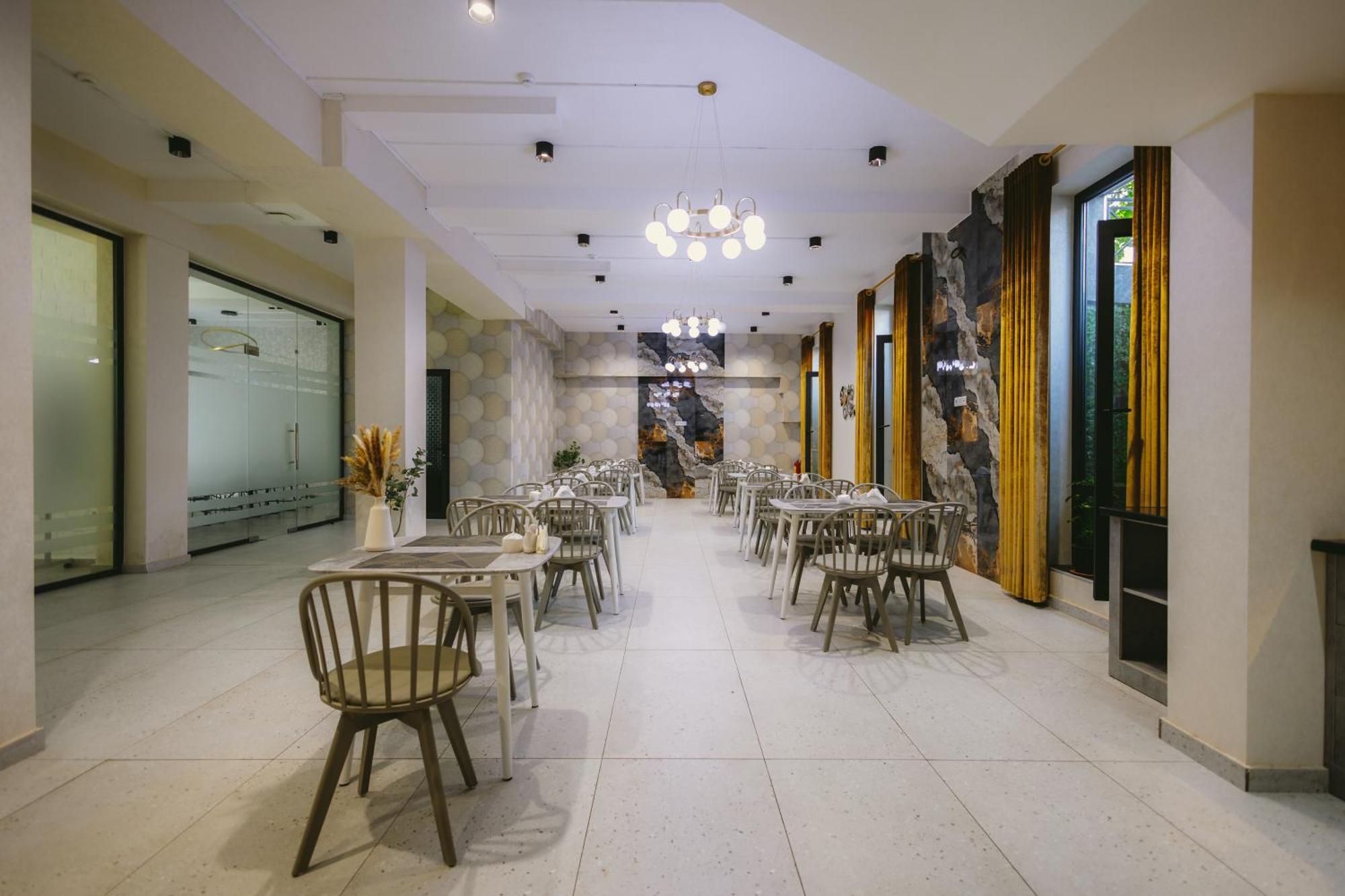 טשקנט Beshchinor Hotel מראה חיצוני תמונה